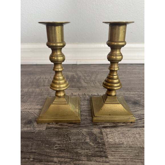 Anderson Foundry Arts & Crafts Mission Brass Candlesticks Pair 6 3/8” Art Deco - Picture 4 of 10